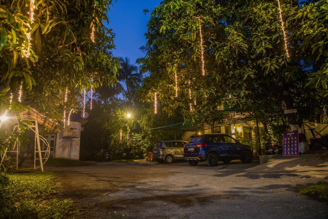 Sanidhya Beach Resort Alībāg Eksteriør bilde