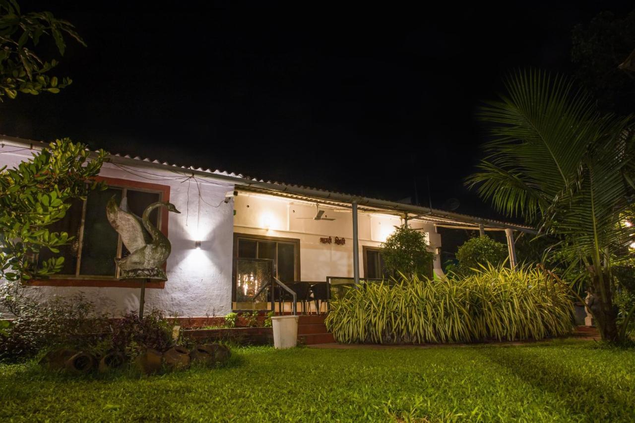 Sanidhya Beach Resort Alībāg Eksteriør bilde